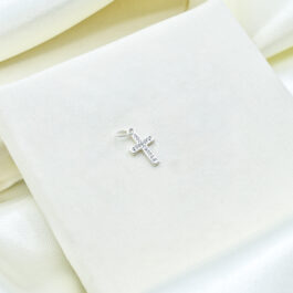 DIJE DE PLATA CRUZ MULTISTRASS RECTA
