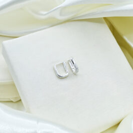 ARGOLLA DE PLATA RECTANGULAR  C/MICROPAVE 9MM