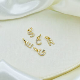 DIJE INICIAL C/ZIRCON  BAÑADO EN ORO 18K